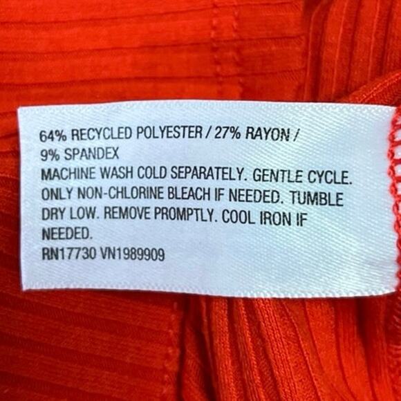 A New Day Red Ribbed Stretch Knit Short Sleeve Off the Shoulder Top Blouse XS - Picture 8 of 8